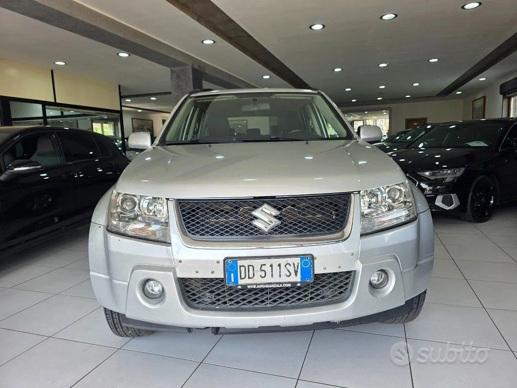 Suzuki Grand Vitara 2006 photo 2