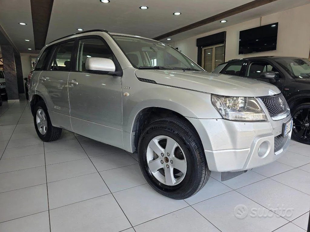 Suzuki Grand Vitara 2006 photo 3