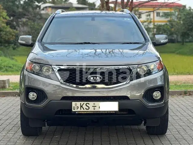 Kia Sorento 2011 photo 2
