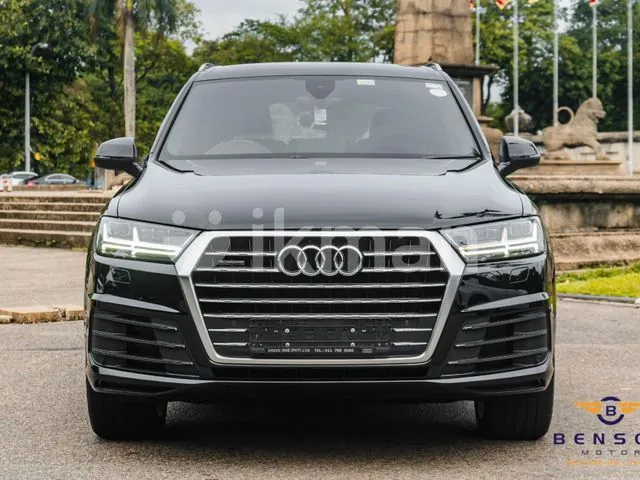 Audi Q7 2017 photo 2
