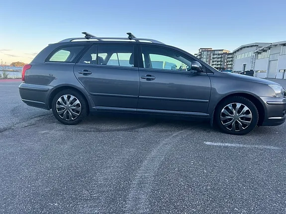 Toyota Avensis 2007 photo 3