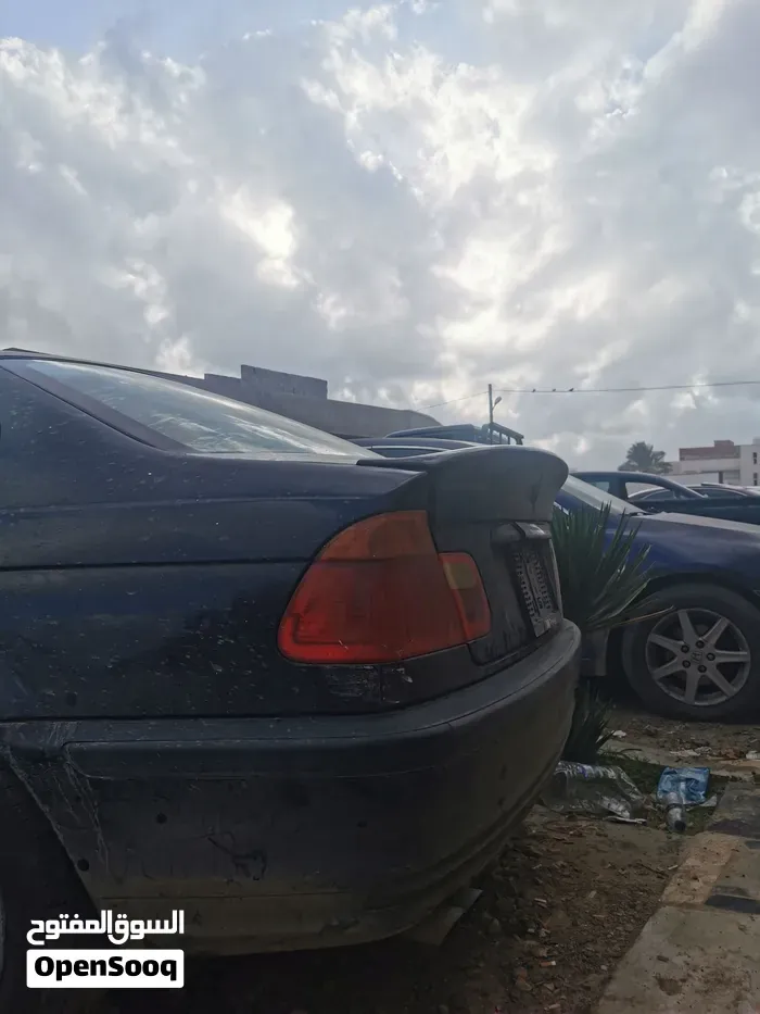 BMW 3 Series 2002 photo 2