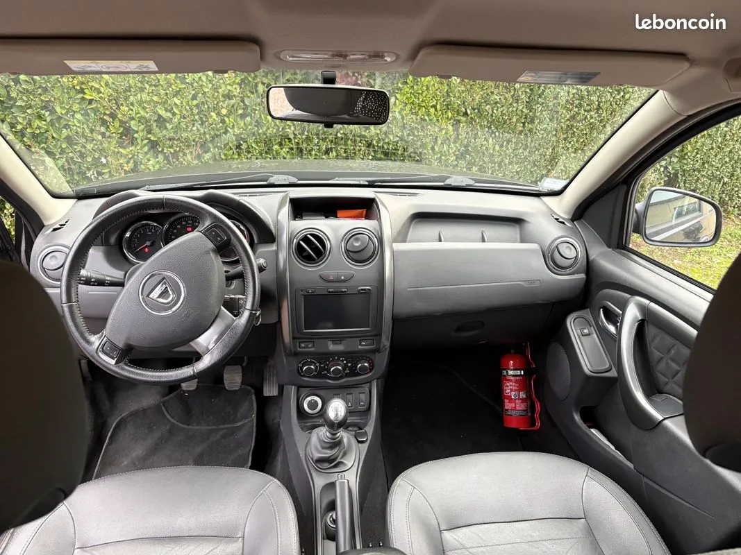 Dacia Duster 2014 photo 3