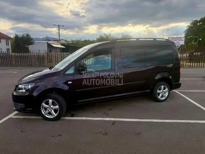 Volkswagen Caddy Maxi 2011 photo 2