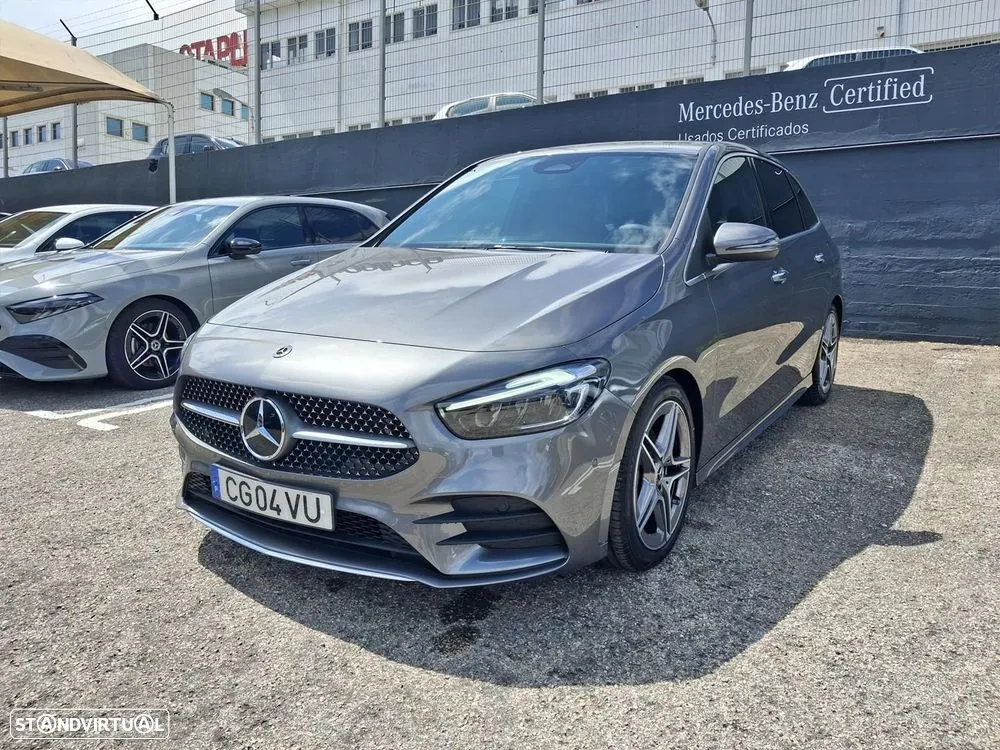 Mercedes-Benz B 180