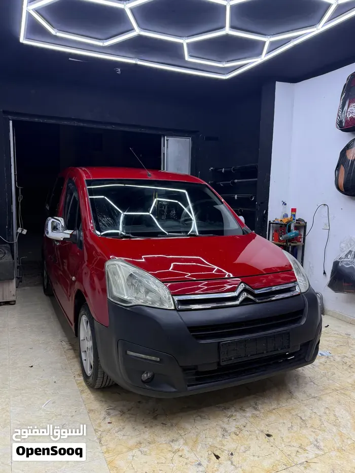 Citroen Berlingo 2016 photo 2