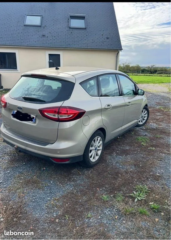 Ford C-Max 2016 photo 2