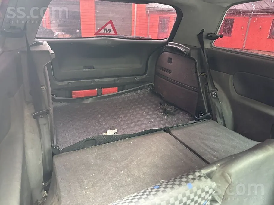 Audi A3 1998 photo 4