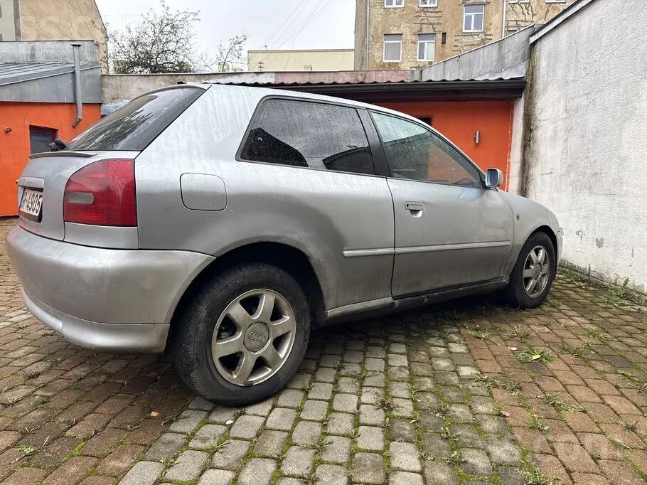Audi A3 1998 photo 3