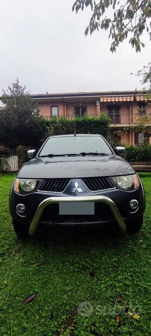 Mitsubishi L200