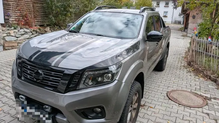 Nissan Navara Np300