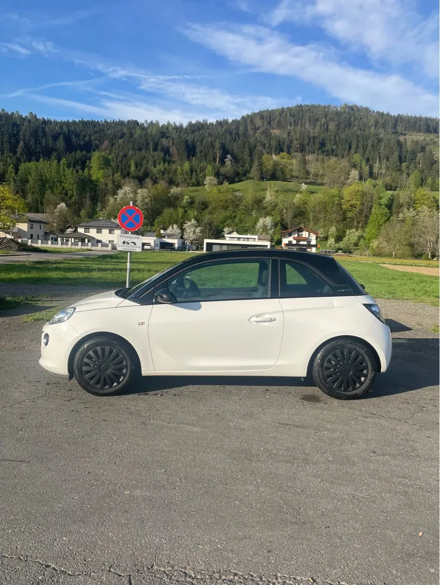Opel Adam