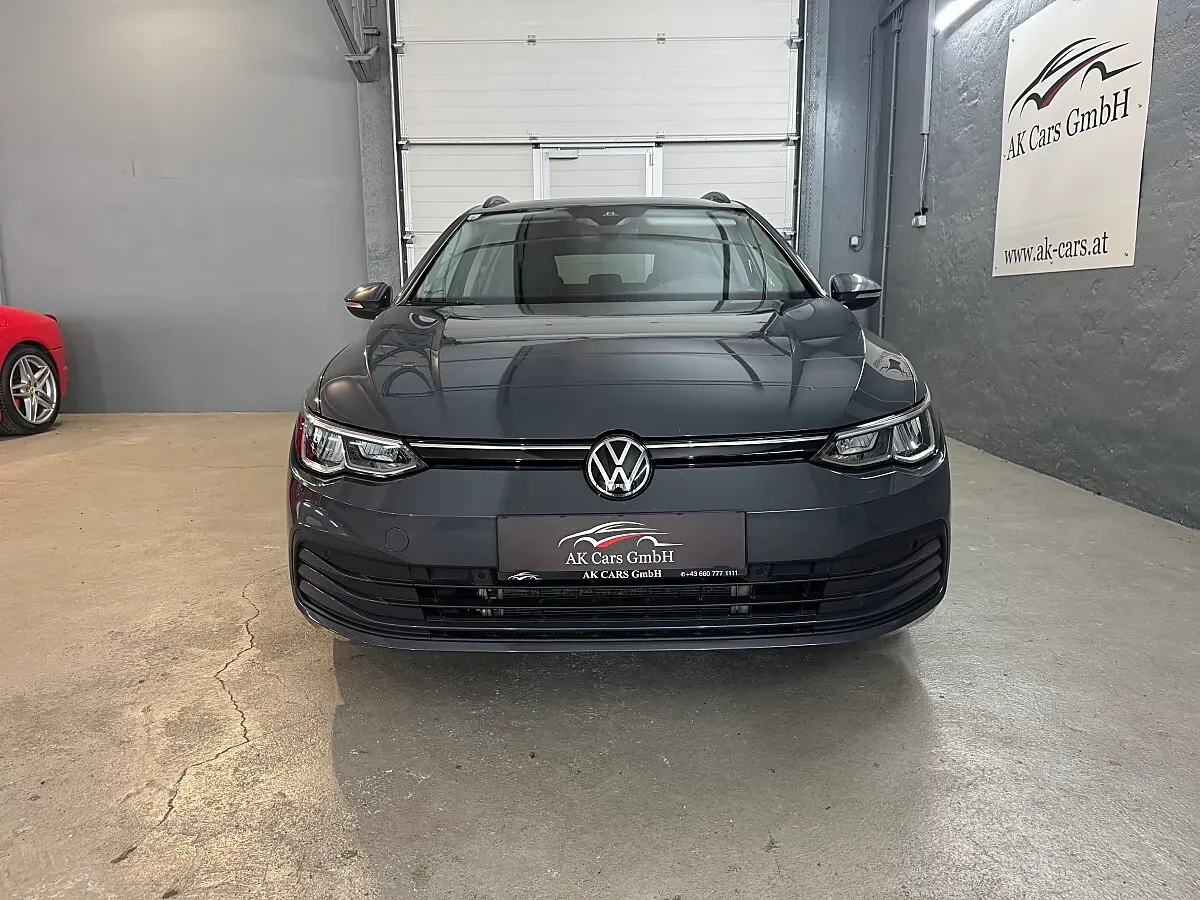 Volkswagen Golf 2023 photo 3