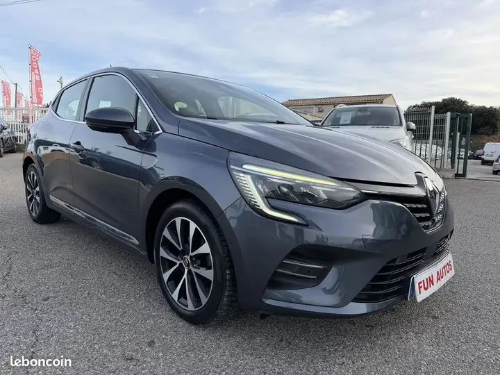 Renault Clio 2020 photo 2