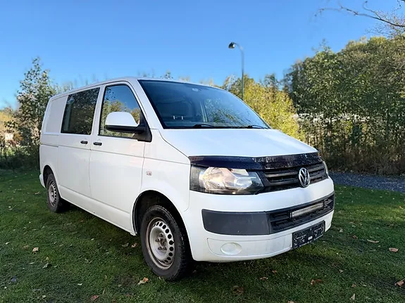Volkswagen Transporter 2011 photo 2