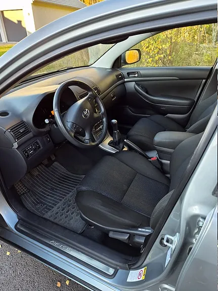 Toyota Avensis 2008 photo 5