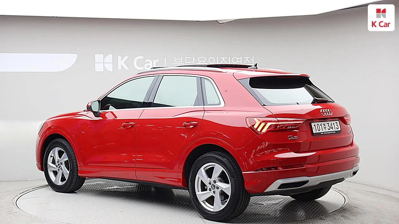 Audi Q3 2020 photo 2