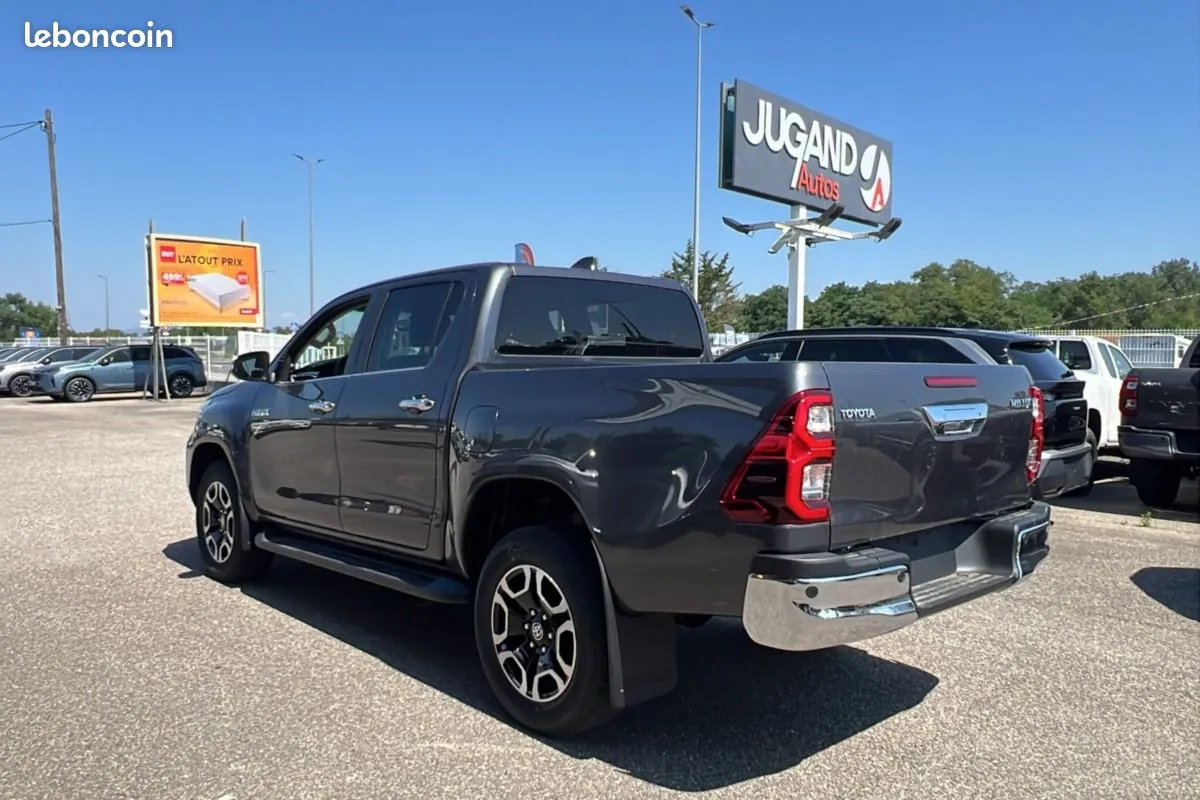 Toyota Hilux 2026 photo 2
