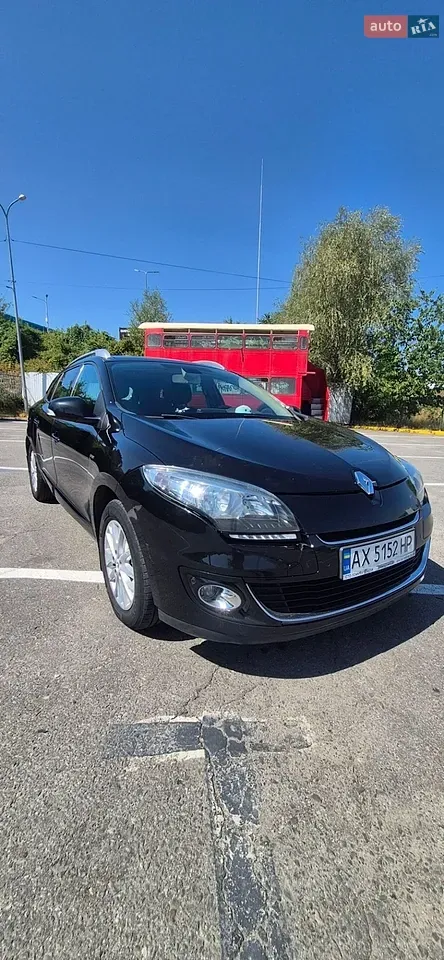 Renault Megane 2013 photo 4