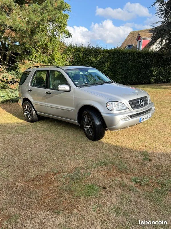 Mercedes-Benz Ml 270 Cdi 2002 photo 2