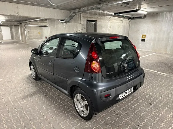 Peugeot 107 2012 photo 4