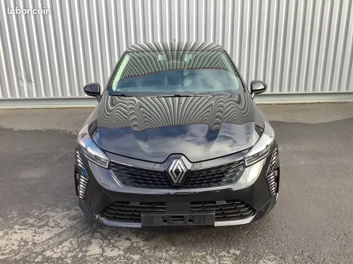 Renault Clio 2026 photo 2
