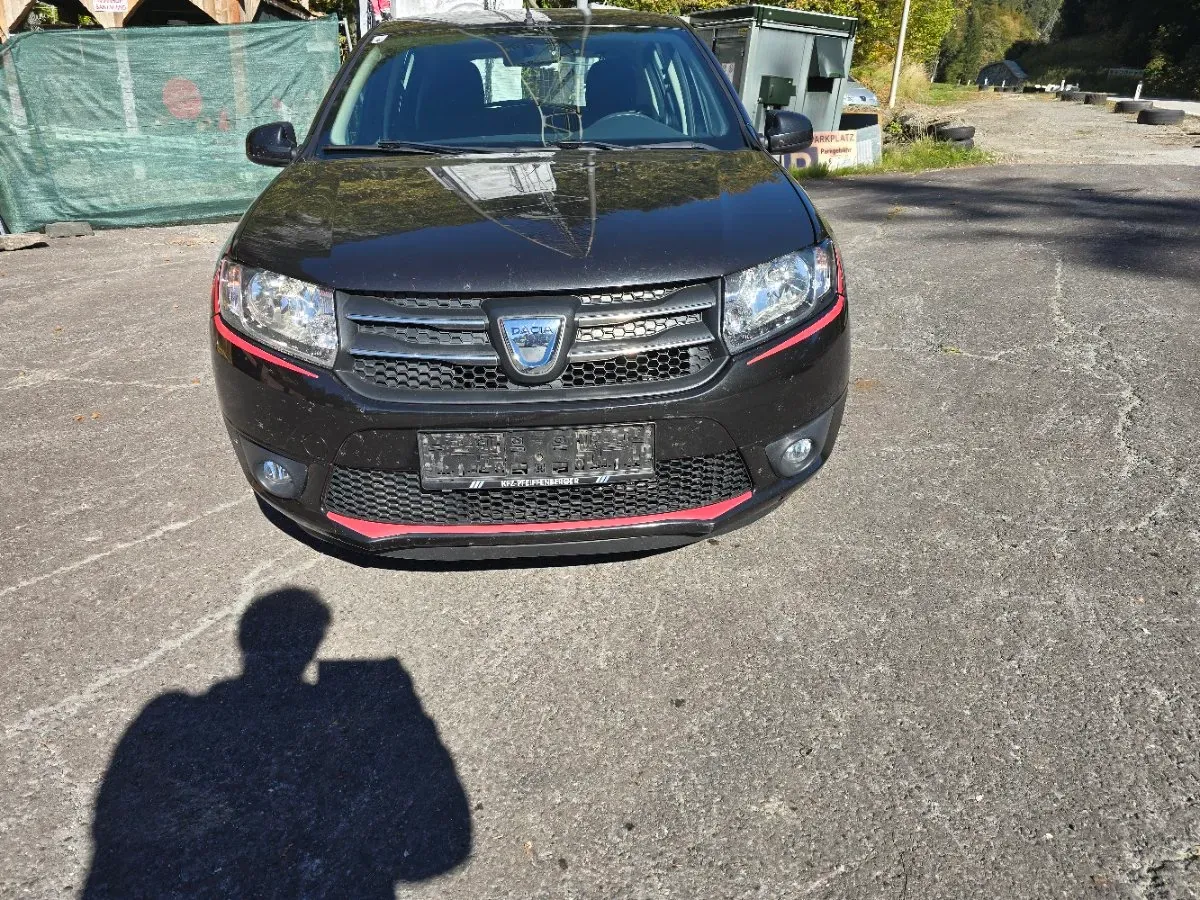 Dacia Sandero 2016 photo 2