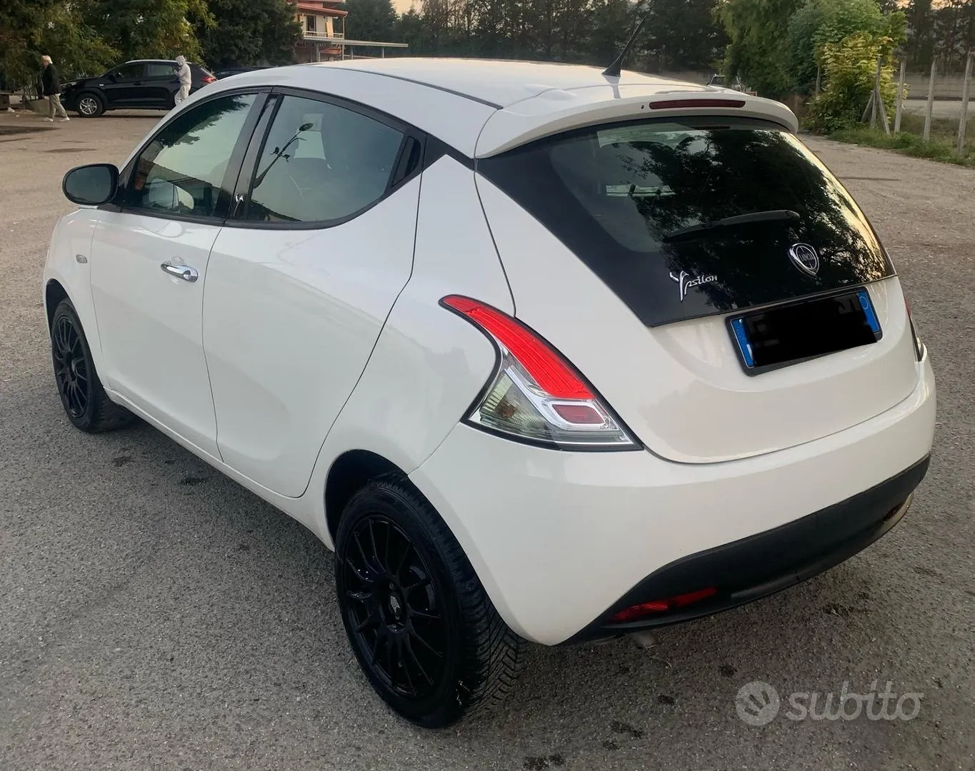 Lancia Ypsilon 2015 photo 3