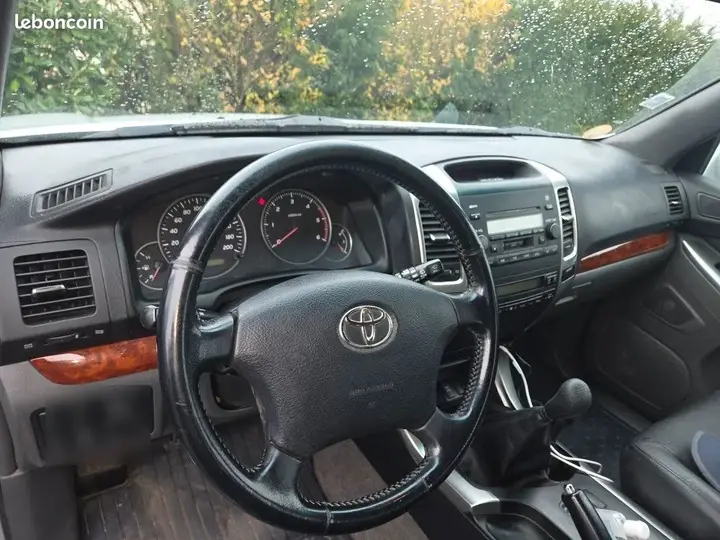 Toyota Land Cruiser 2007 photo 5