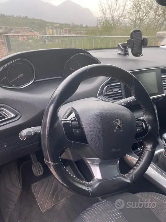 Peugeot 308 2016 photo 4