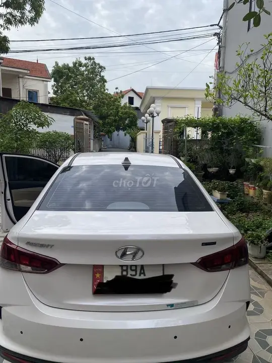 Hyundai Accent 2022 photo 2