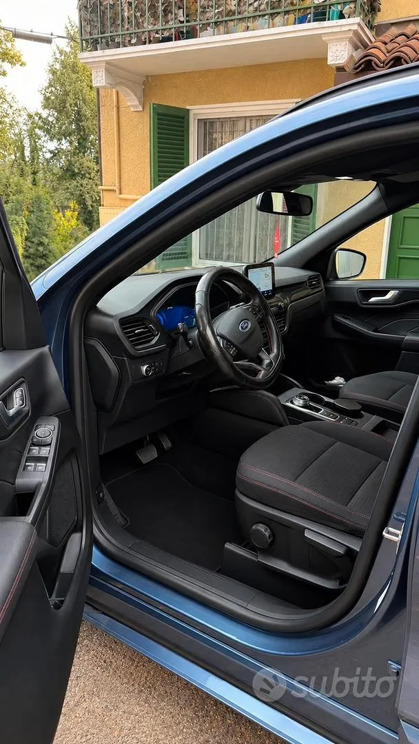 Ford Kuga 2021 photo 4