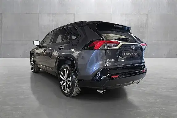 Toyota Rav4 2023 photo 3