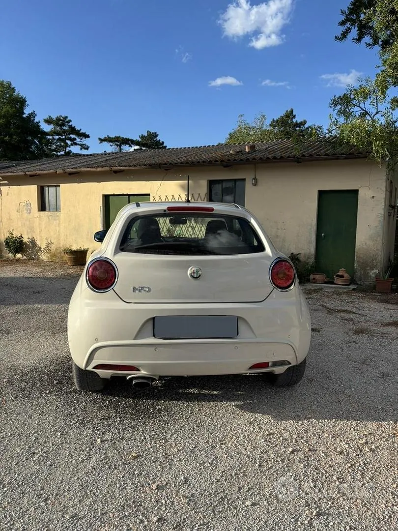 Alfa Romeo Mito 2011 photo 5