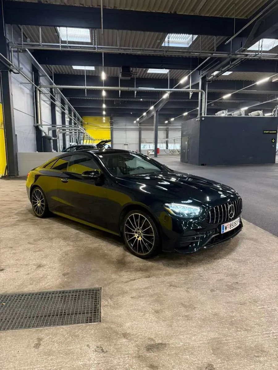 Mercedes-Benz E-Class 2022 photo 3