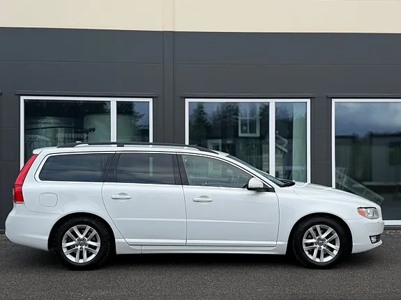 Volvo V70 2014 photo 3