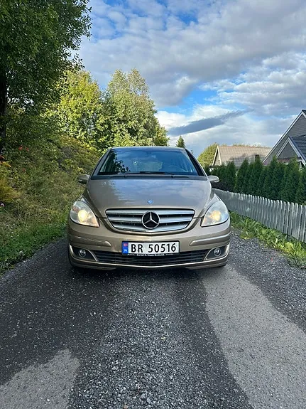 Mercedes-Benz B180 2007 photo 2