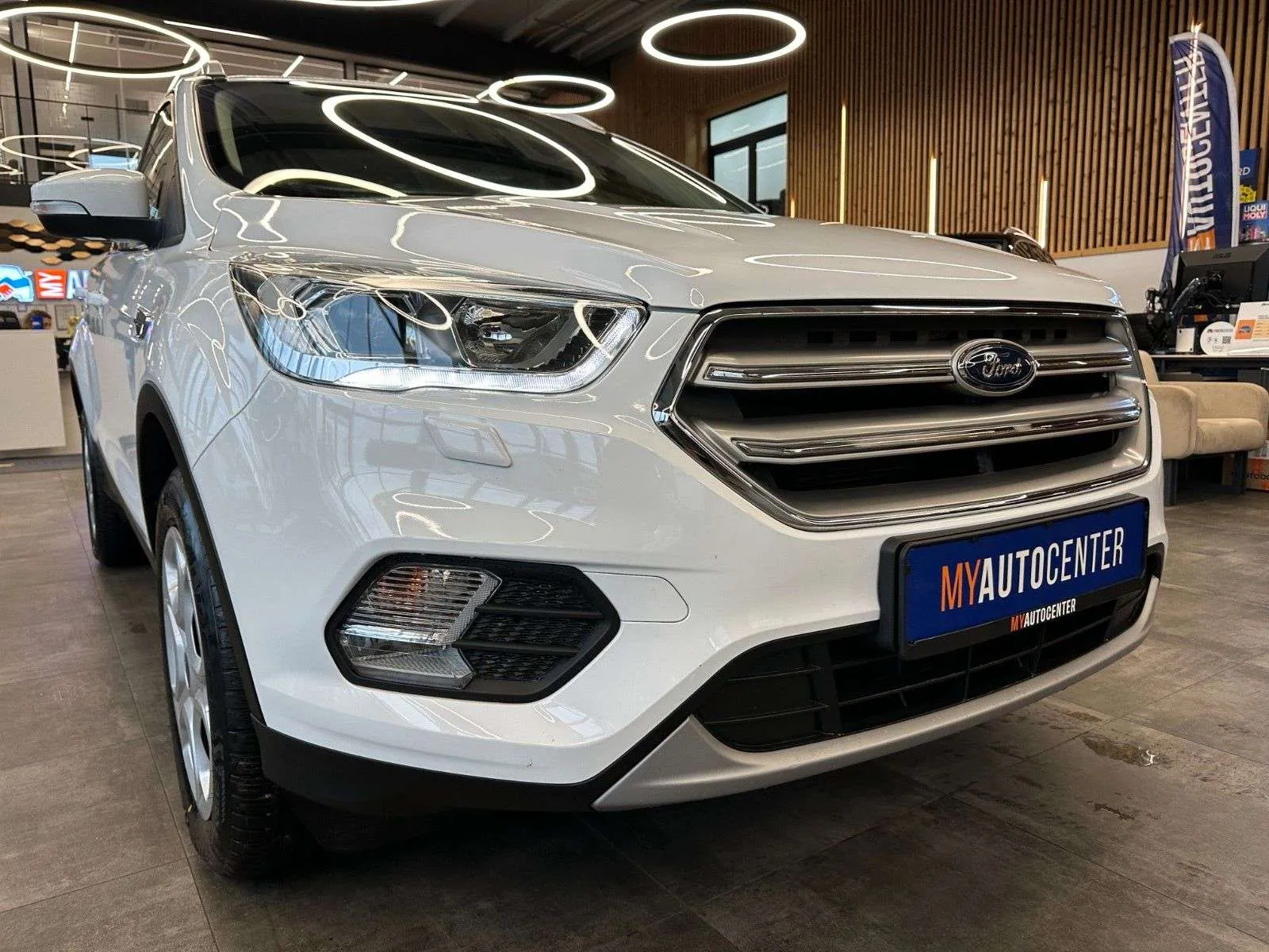 Ford Kuga 2018 photo 3