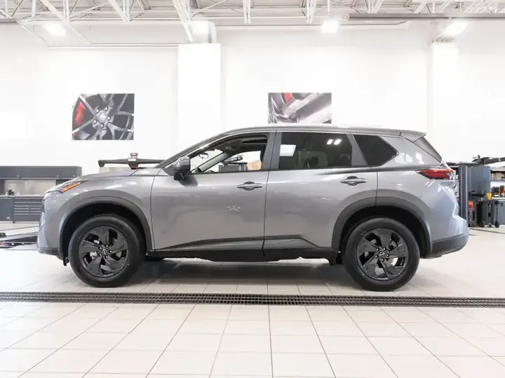 Nissan Rogue 2026 photo 2