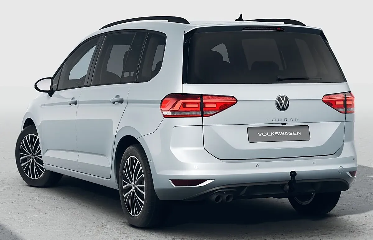 Volkswagen Touran 2026 photo 2