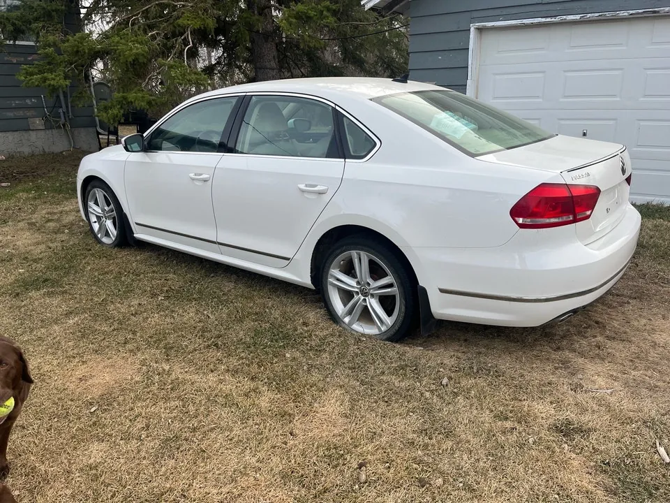 Volkswagen Passat 2015 photo 2
