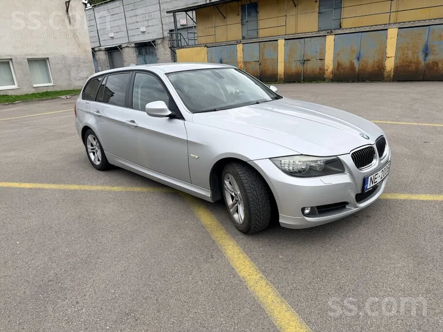 BMW 320 2008 photo 2