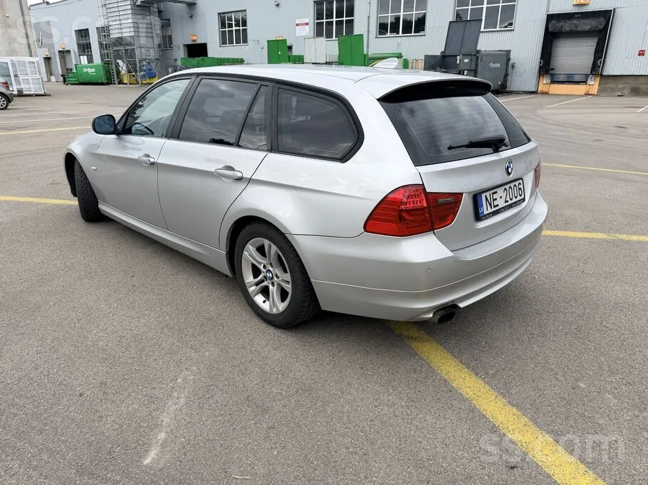BMW 320 2008 photo 4