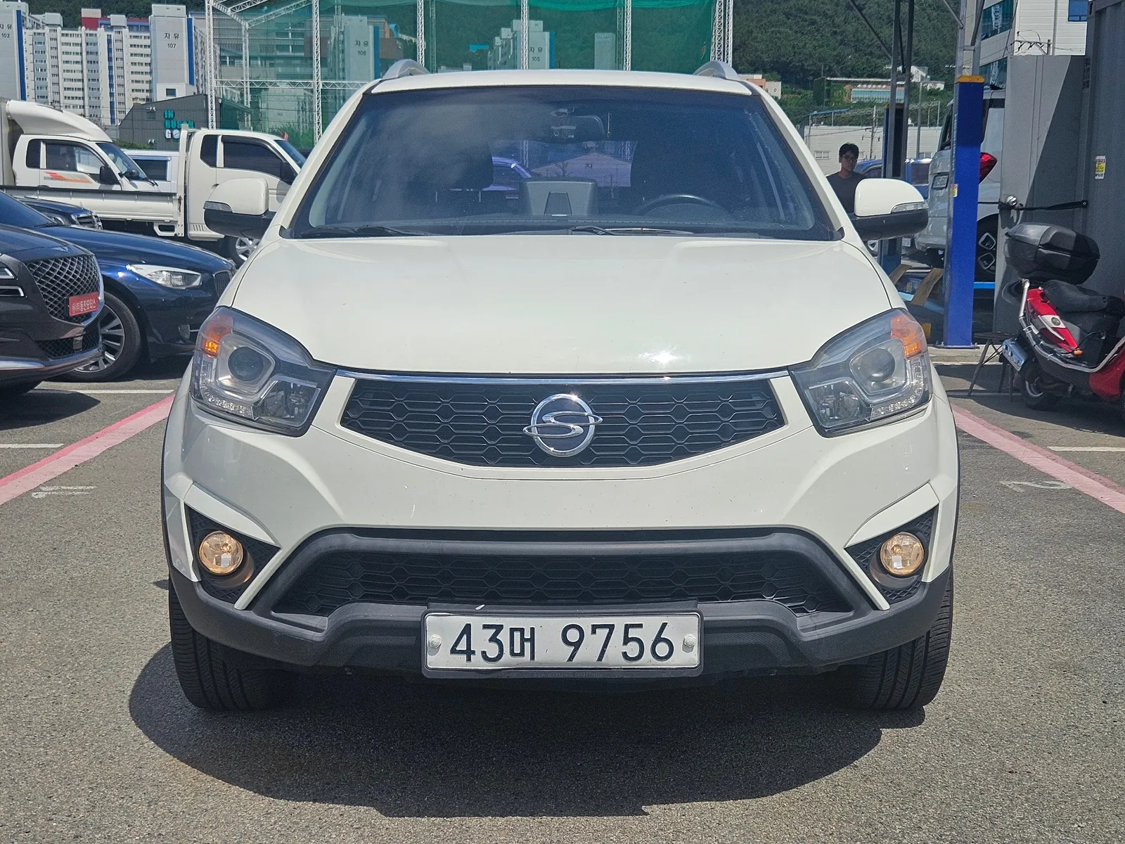 KG Mobility Korando C