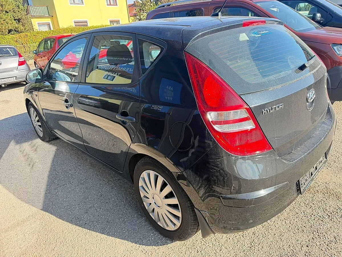 Hyundai I30 2009 photo 3