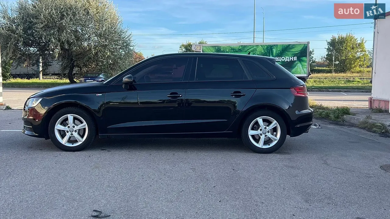 Audi A3 2014 photo 3