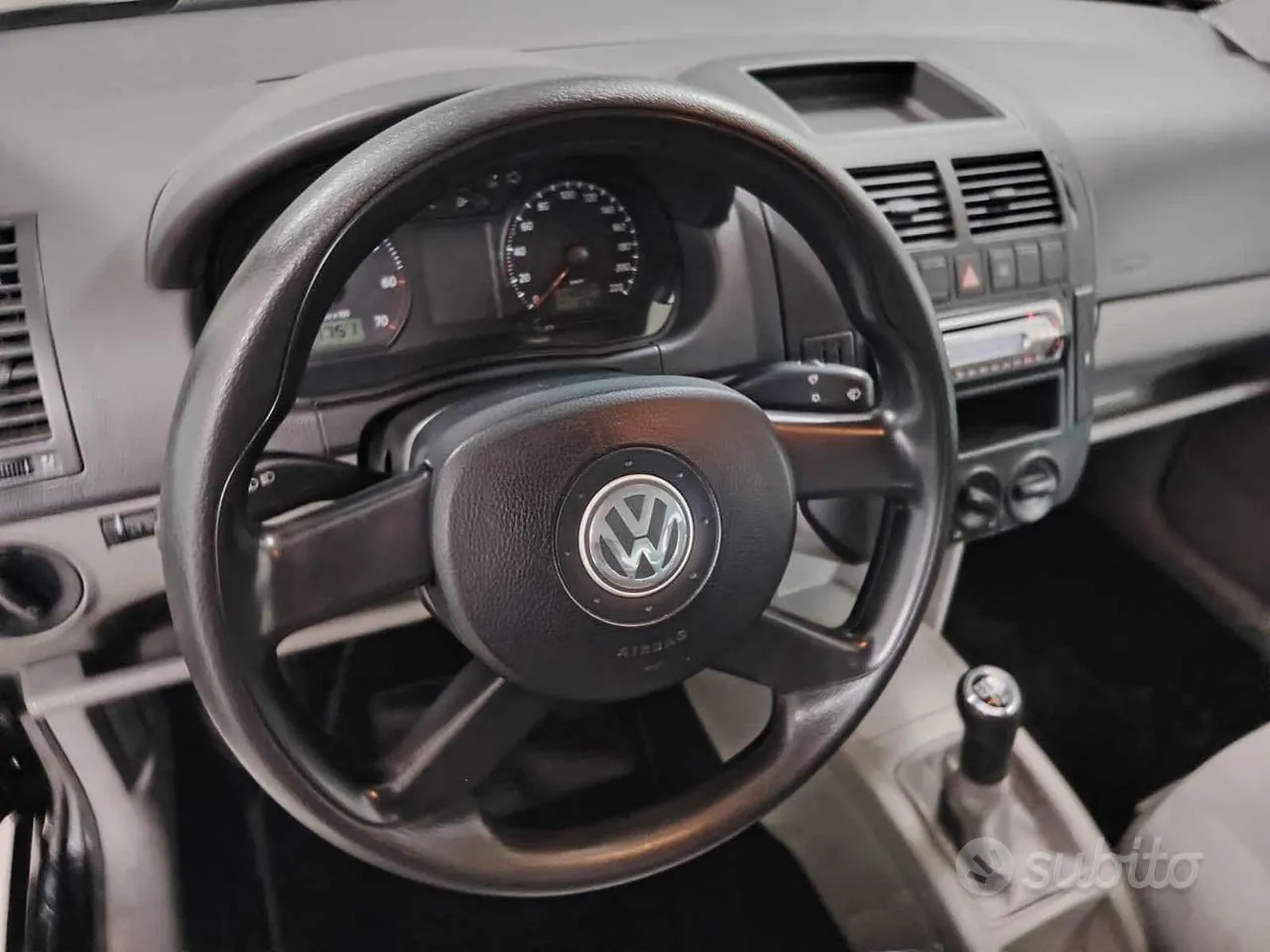 Volkswagen Polo 2006 photo 5