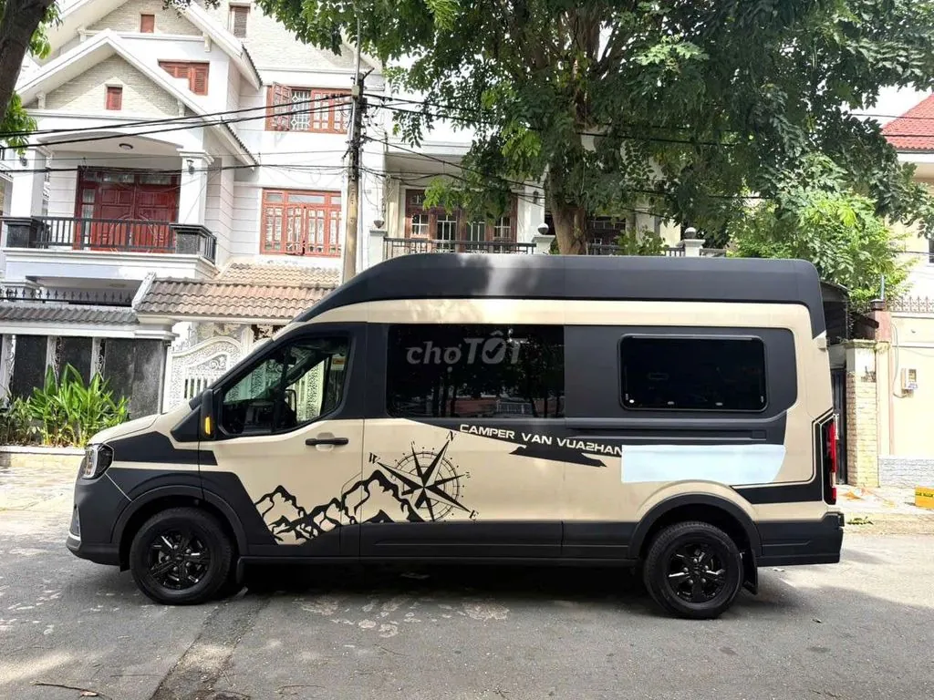Ford Transit 2025 photo 4