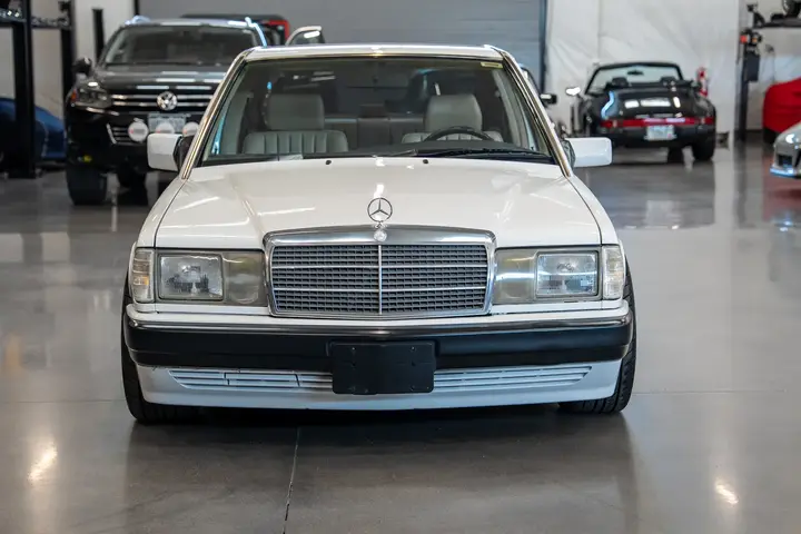 Mercedes-Benz 190 Series