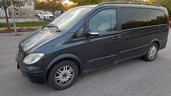 Mercedes-Benz Viano 2006 photo 2